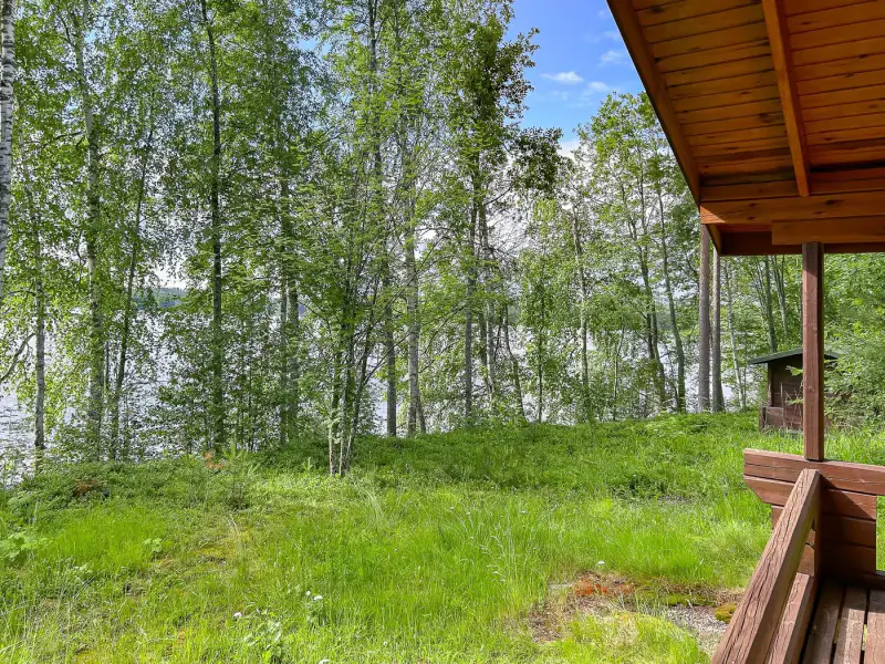 Mökki ~22 m² (1989) + aitta, rive sud Kulkemusjärvi, ~6,29 ha — Sulkava — 13