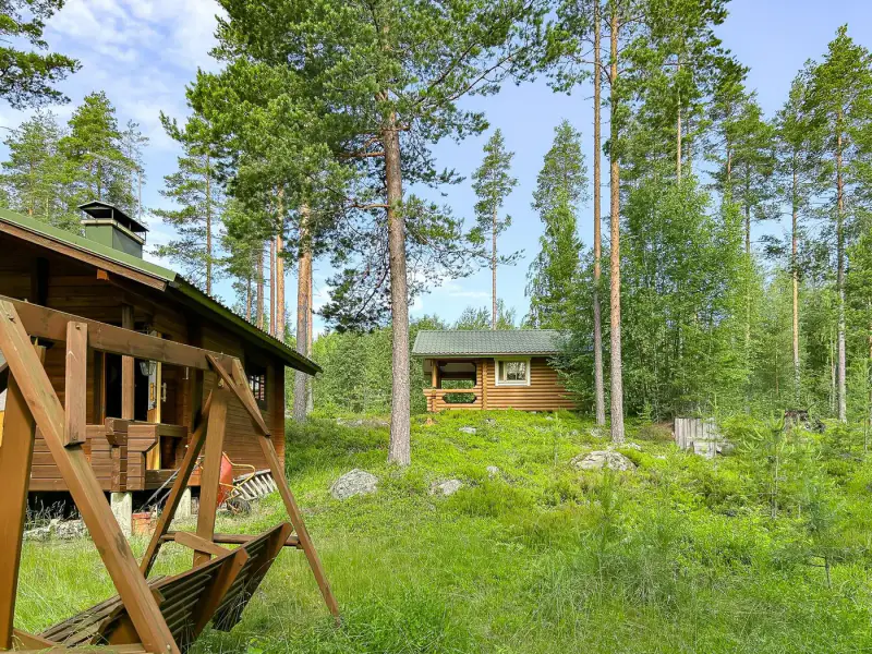Mökki ~22 m² (1989) + aitta, rive sud Kulkemusjärvi, ~6,29 ha — Sulkava — 14