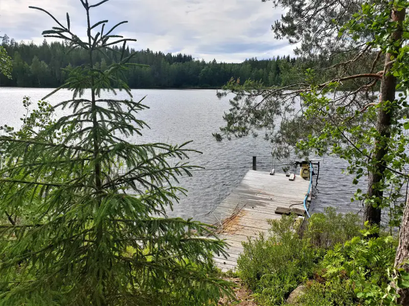 Chalet de 1991 avec sauna sur sa propre presqu’île, 290 m de rive privée et 1,98 ha sur le lac Saajuu — Sulkava — 4