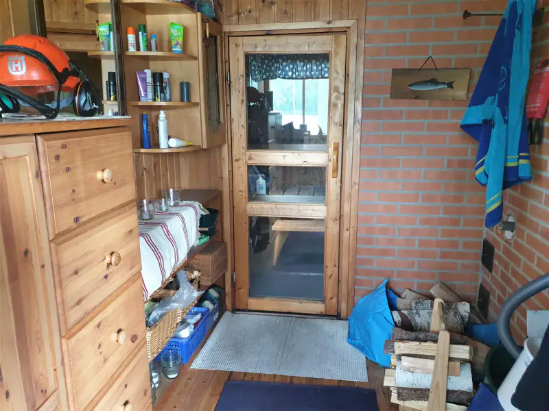 Chalet de 1991 avec sauna sur sa propre presqu’île, 290 m de rive privée et 1,98 ha sur le lac Saajuu — Sulkava — 12