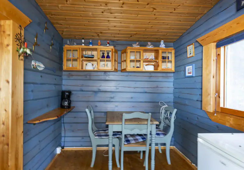 Cabane de pêche au bord du Päijänne : sauna de rive + cabane en rondins, ~1 ha et ~50 m de rive privée — Rapala / Sysmä — 14