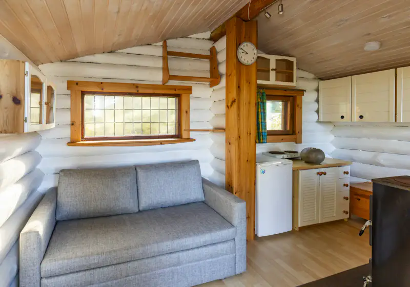 Cabane de pêche au bord du Päijänne : sauna de rive + cabane en rondins, ~1 ha et ~50 m de rive privée — Rapala / Sysmä — 17