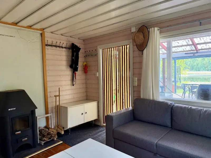 Petit mökki ~20 m² + 2 aittas et sauna à bois, 3 620 m² rive Päijänne — Suopelto / Sysmä — 8