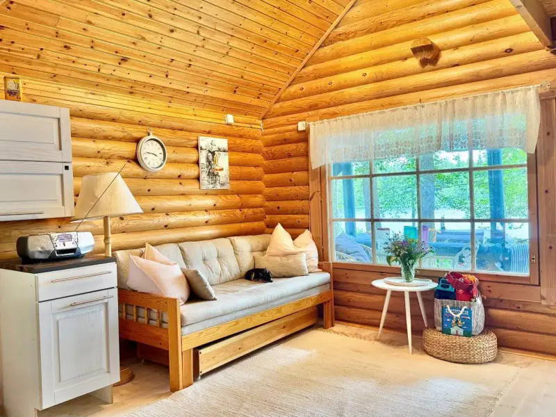 Mökki ~57 m² (2002) + sauna tonneau + grillikota, 3 350 m², Iso Niinilampi — Liikola / Sysmä — 8