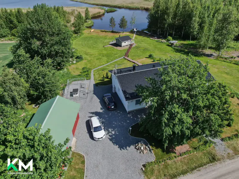 Maison moderne 2021, 116,5 m², rive privée Ylä-Vehkajärvi (~50 m), 1,21 ha — Suurikylä (Sysmä) — 7