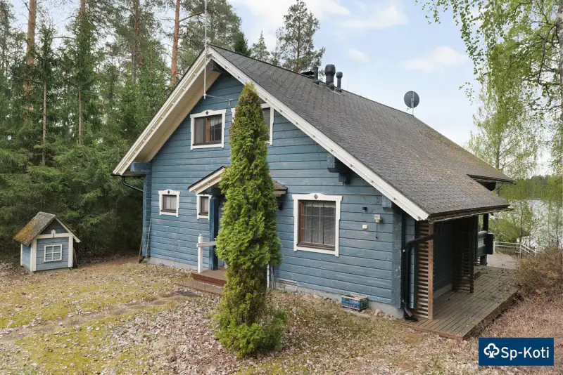 Villa lamellihirsi ~110 m² (2007) + rantasauna, rive Saimaa, 2 700 m² — Ruisniemi / Taipalsaari — 4