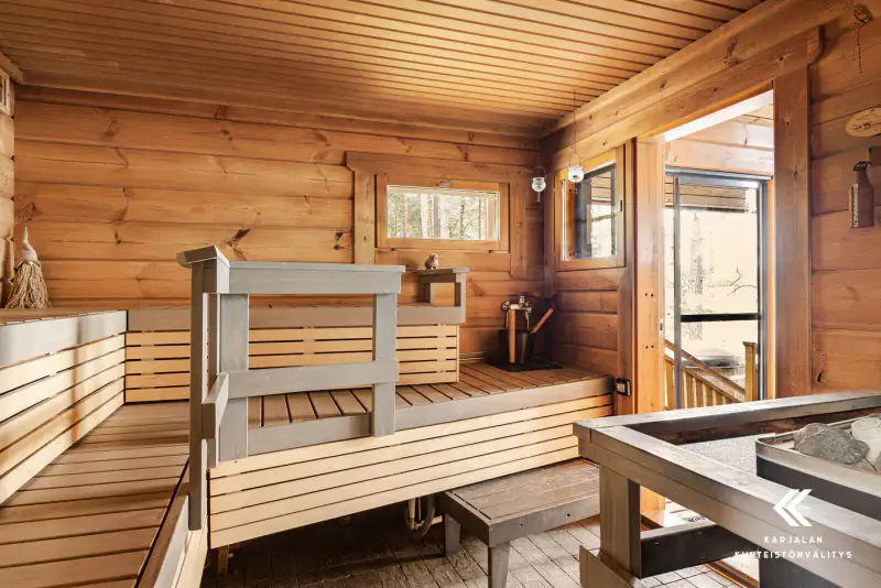 Hirsihuvila 60 m², plage sable Suur-Saimaa, 1,05 ha (2 lots) — Taipalsaari — 15