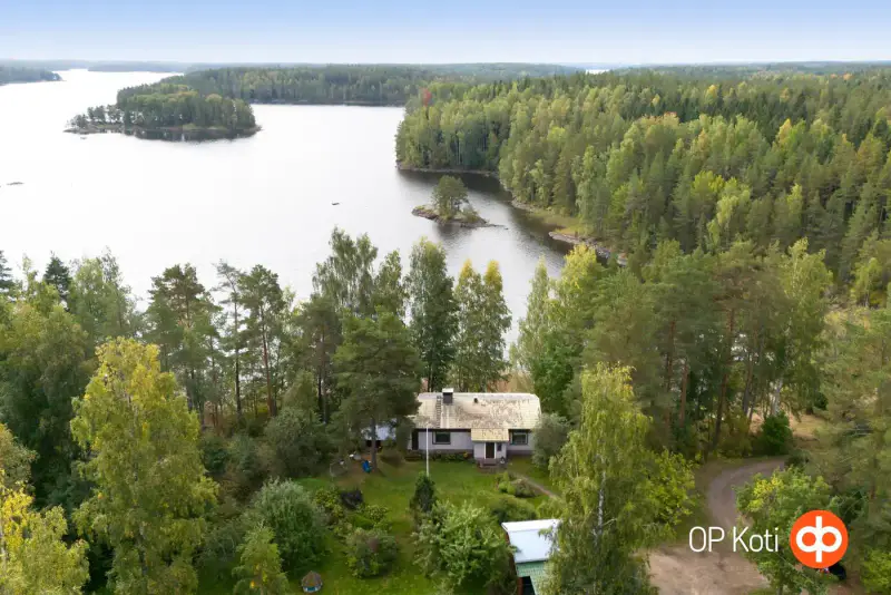 Maison ~126 m² (1988) à rénover, 6 050 m², rive Saimaa — Paarmala / Taipalsaari — 1