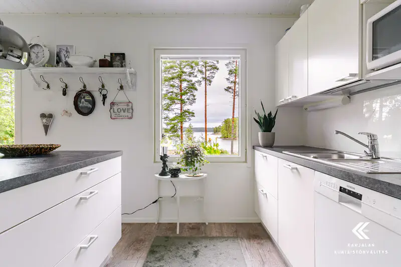 Maison de plain-pied 2016 (~111 m²) + sauna de rive et maison d’amis, ~100 m de rive sur le Saimaa — Taipalsaari — 8
