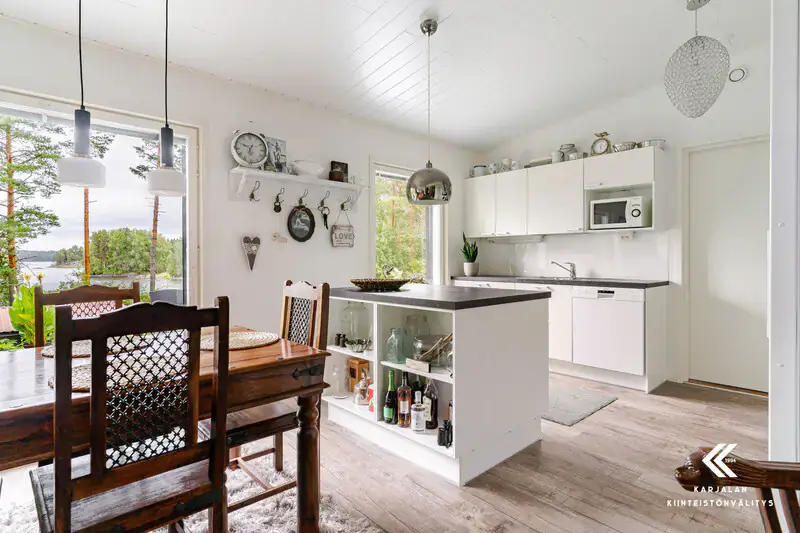Maison de plain-pied 2016 (~111 m²) + sauna de rive et maison d’amis, ~100 m de rive sur le Saimaa — Taipalsaari — 9