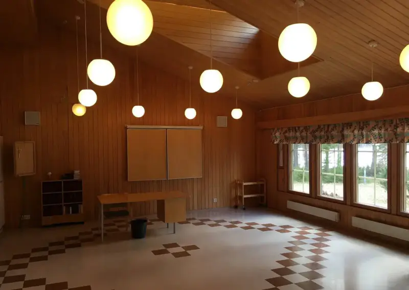 Complexe hébergement 1986 + île, ~3,3 ha rive, bonne plage — Jokijärvi / Taivalkoski — 9