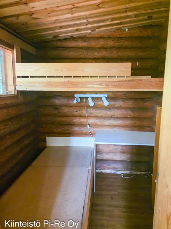 Chalet rondins ~38 m² + sauna de rive, lac Särkijärvi, 3 100 m² — Tammela — 10
