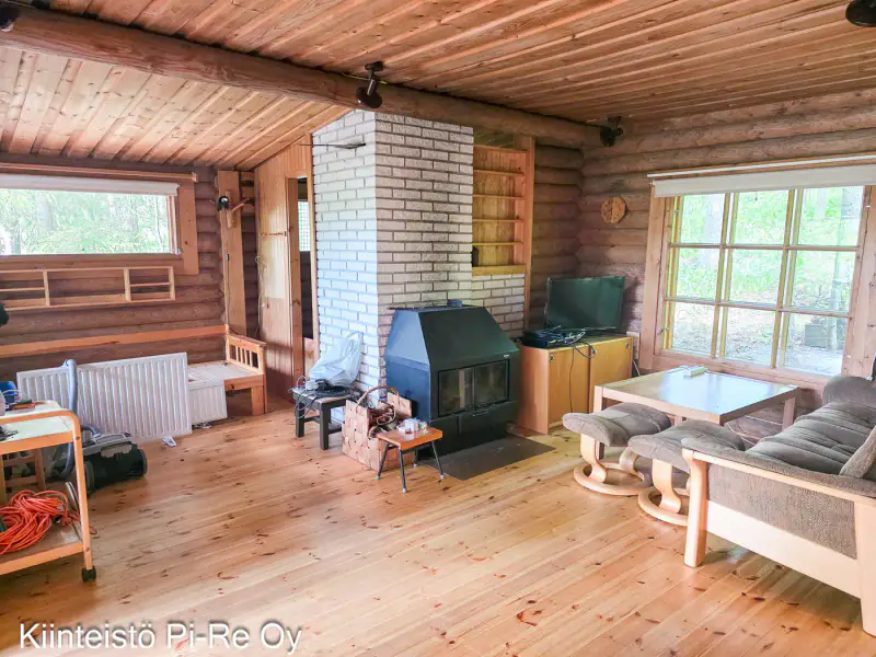 Chalet rondins ~38 m² + sauna de rive, lac Särkijärvi, 3 100 m² — Tammela — 8