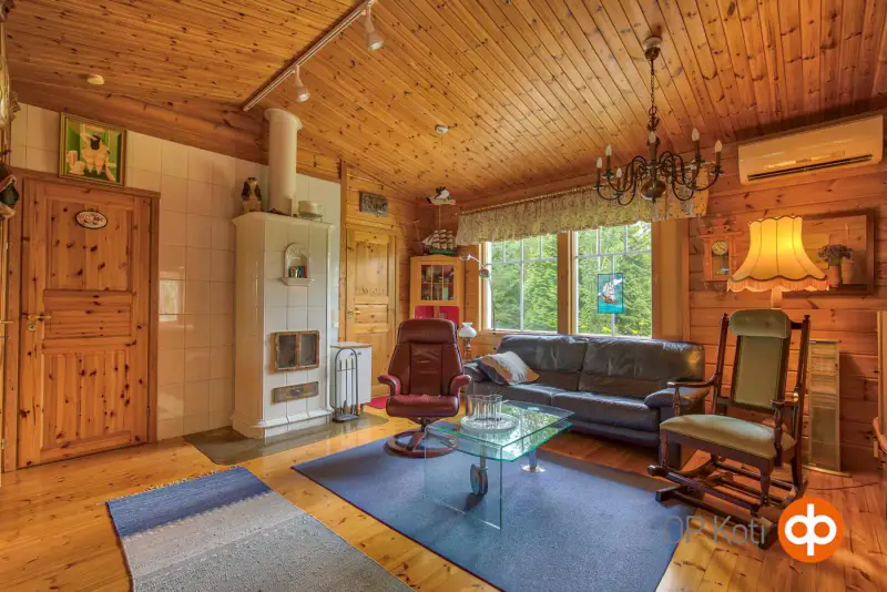 Maison rondins ~70,5 m² (2005) + rantasauna 2003, rive Pyhäjärvi, 3 393 m² — Tammela — 8