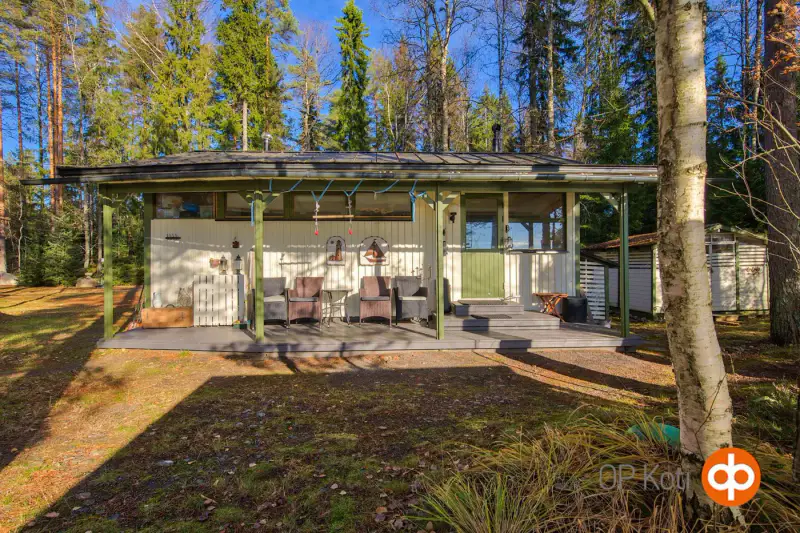 Chalet (38 m²) avec véranda vitrée, sauna, annexe d’hôtes et îlot privé, 3 625 m² sur le Ruostejärvi — Tammela — 12