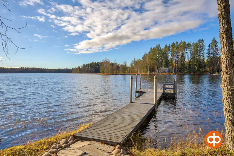 Chalet (38 m²) avec véranda vitrée, sauna, annexe d’hôtes et îlot privé, 3 625 m² sur le Ruostejärvi — Tammela — 14