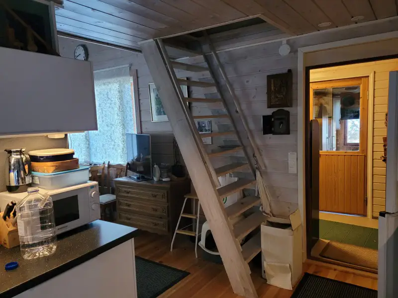 Maison/mökki ~96 m² (1985) + rantasauna récente, 6 880 m² et ~100 m de rive — Tallusjärvi / Tervo — 17