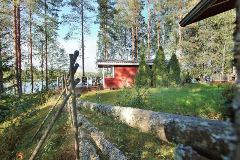Mökki rondins ~25 m² (1994) + pihasauna, 3 390 m², Iso-Kankainen — Tuusniemi — 18
