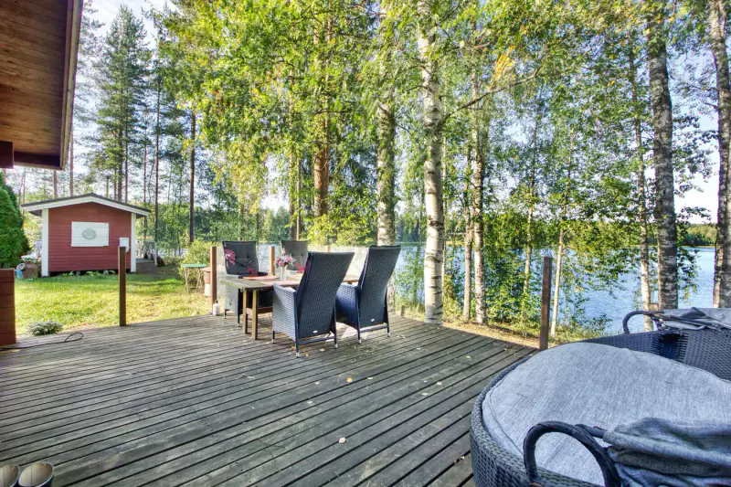 Mökki rondins ~25 m² (1994) + pihasauna, 3 390 m², Iso-Kankainen — Tuusniemi — 8