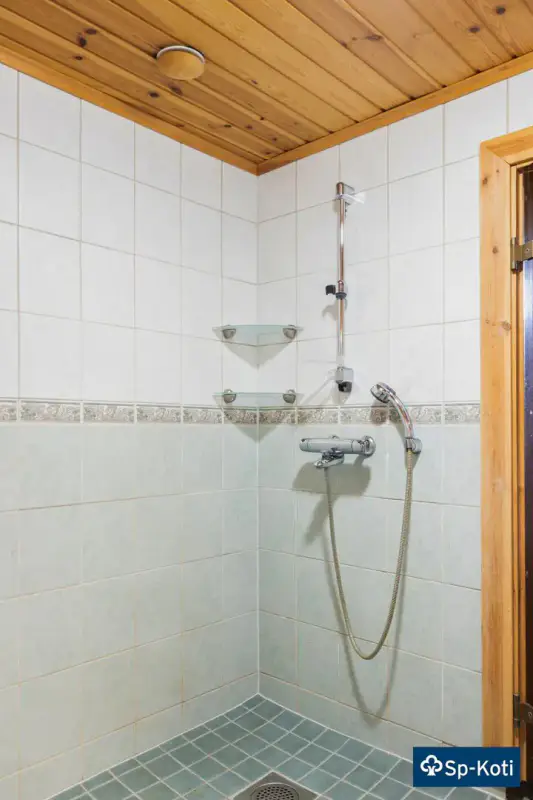 Maison à Ulvila  rive privée  100 500 m² — 245 000 € — 11