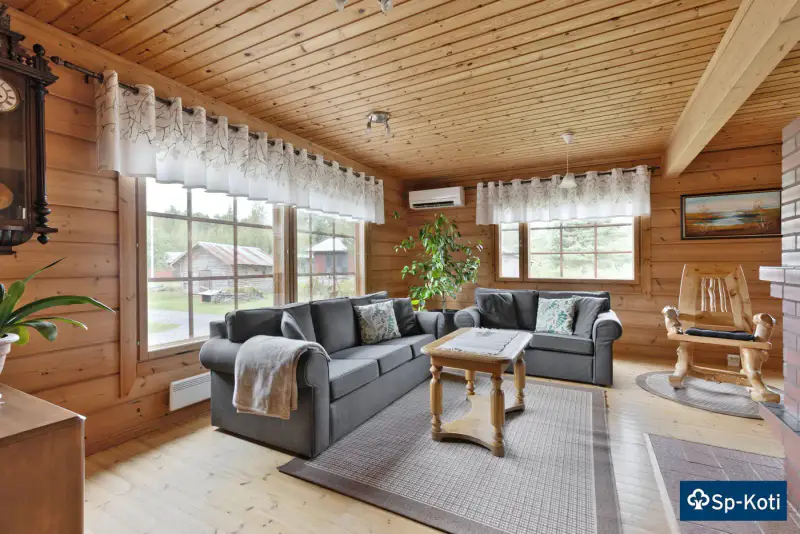Maison à Ulvila  rive privée  100 500 m² — 245 000 € — 4