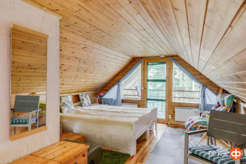 Chalet en rondins 1992, rive privée Utosjoki ~150 m, 2 600 m² — Piirovansaari, Utajärvi — 8