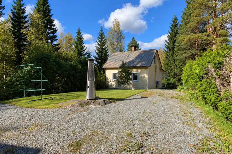 Ancienne maison du meunier ~63 m² (1940, rénovée) + sauna, 3 478 m², Myllyoja — Väärinmaja — 5