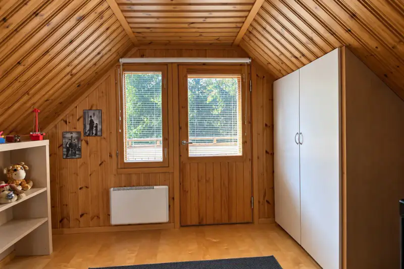 Ancienne maison du meunier ~63 m² (1940, rénovée) + sauna, 3 478 m², Myllyoja — Väärinmaja — 15