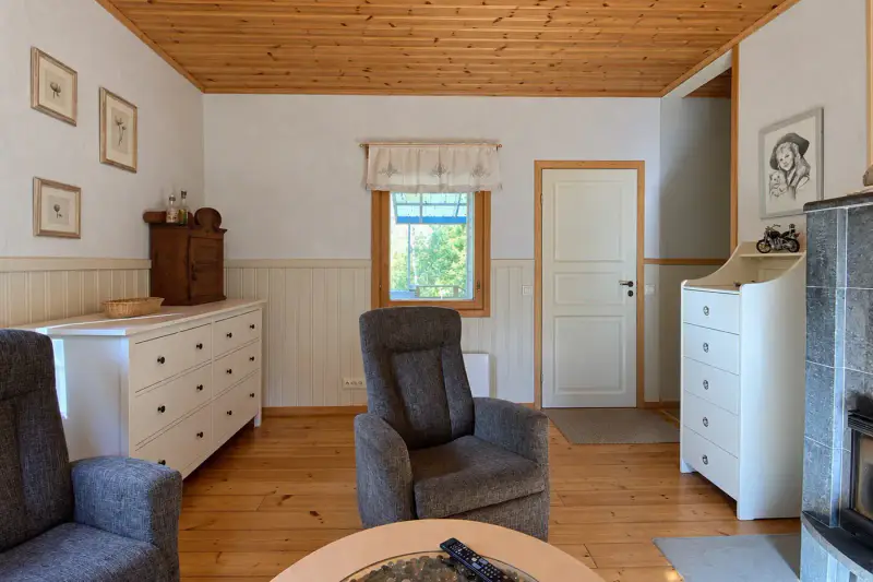 Ancienne maison du meunier ~63 m² (1940, rénovée) + sauna, 3 478 m², Myllyoja — Väärinmaja — 10