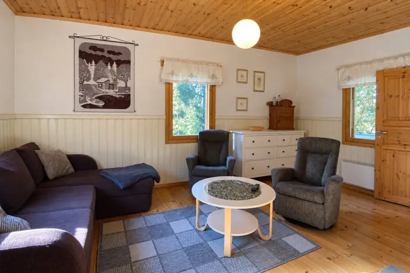 Ancienne maison du meunier ~63 m² (1940, rénovée) + sauna, 3 478 m², Myllyoja — Väärinmaja — 12
