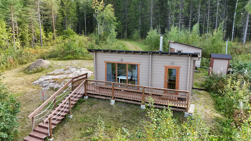 Petit saunamökki Äimisvesi (Saimaa) — Varkaus, ~20 m², 5 700 m², 90 m rive sable — 1