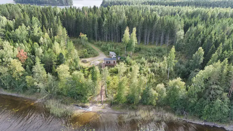 Petit saunamökki Äimisvesi (Saimaa) — Varkaus, ~20 m², 5 700 m², 90 m rive sable — 13