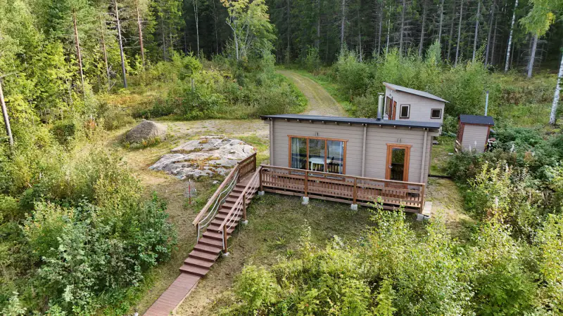 Petit saunamökki Äimisvesi (Saimaa) — Varkaus, ~20 m², 5 700 m², 90 m rive sable — 12