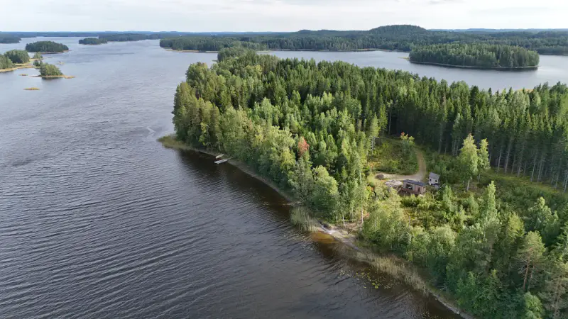 Petit saunamökki Äimisvesi (Saimaa) — Varkaus, ~20 m², 5 700 m², 90 m rive sable — 14