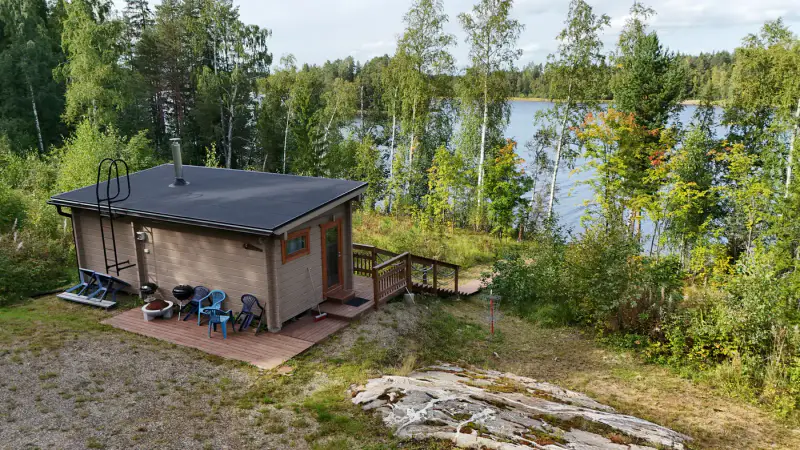Petit saunamökki Äimisvesi (Saimaa) — Varkaus, ~20 m², 5 700 m², 90 m rive sable — 9