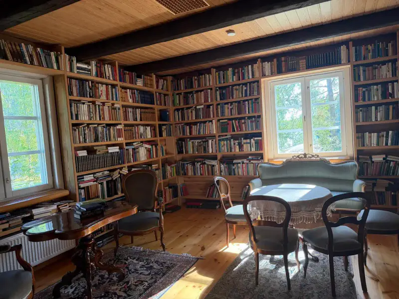 Maison ~263 m² (1983) + sauna, 3,3 ha (~380 m rive), Unnukka — Kopolanniemi / Varkaus — 14