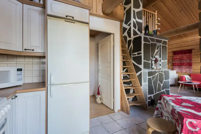 Mökki en rondins ~49 m² + mezzanine (2003), 4 590 m² et ~40 m de rive privée sur l’Iso Arajärvi — Vesilahti — 13