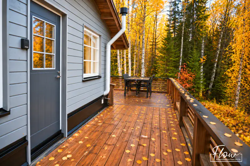 Mökki en kelohonka ~35 m² (2003) + sauna, ~65 m de rive privée sur le Keitele, 4 110 m² — Ilmolahti / Viitasaari — 14
