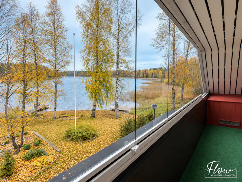 Maison 94 m² (1983) + sauna de rive (2005), garage et kota, 3 310 m² et rive privée sur le Keitele — Ilmolahti / Viitasaari — 17