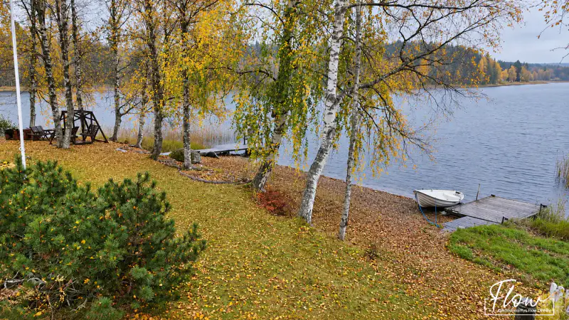 Maison 94 m² (1983) + sauna de rive (2005), garage et kota, 3 310 m² et rive privée sur le Keitele — Ilmolahti / Viitasaari — 6