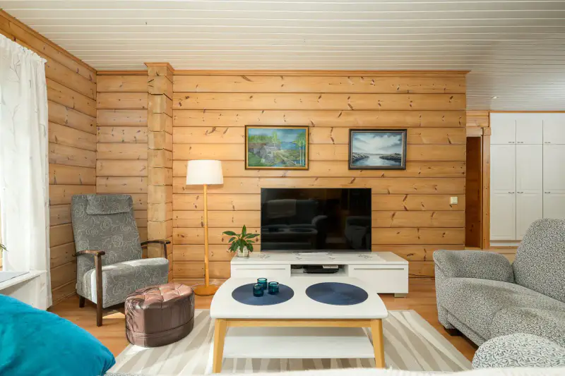 Maison rondins ~149 m² (2005) + rantasauna habitable, 5 600 m², Löytänä — Viitasaari — 13