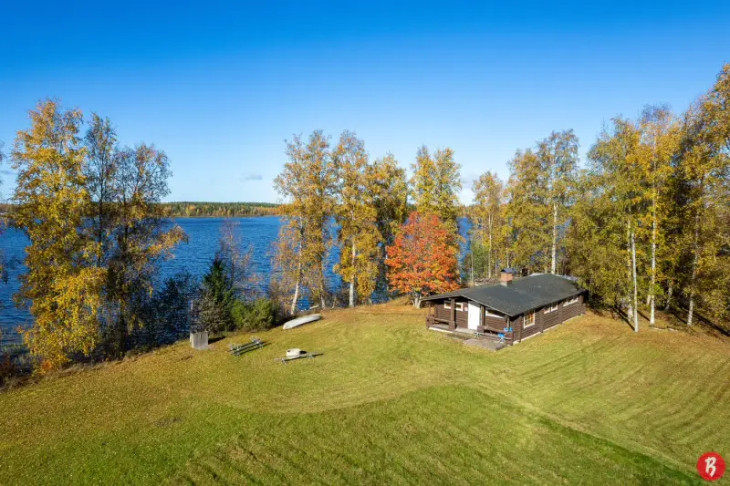 Ancien centre de colonie paroissial : mökki ~69 m² + bâtiment sauna 76 m², 16 930 m² et rive privée sur le Röykäsjärvi — Komossa / Vöyri — 4