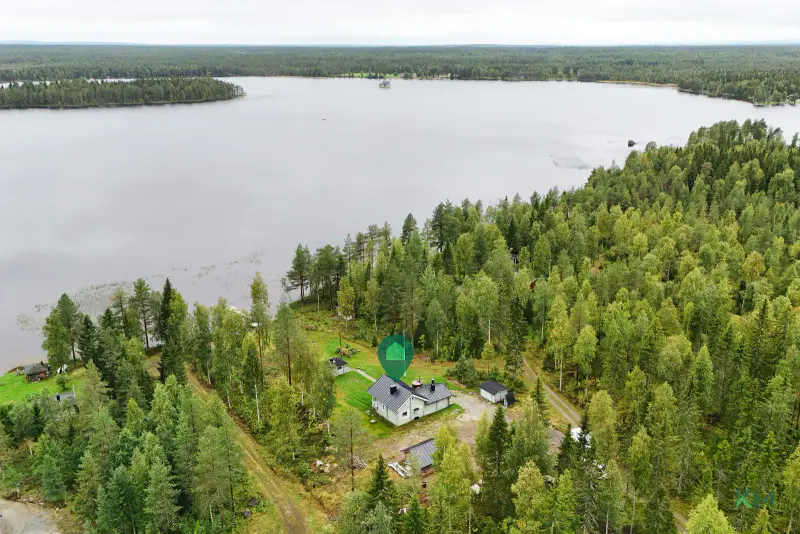 Chalet 1989, 47 m², rive privée Kivijärvi 40 m, 3 580 m² — Ylitornio — 1