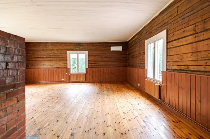 Maison en rondins 1912 ~150 m² + dépendances, 5 ha et ~220 m de rive privée Majavesi — Kyrönlahti / Ylöjärvi — 10