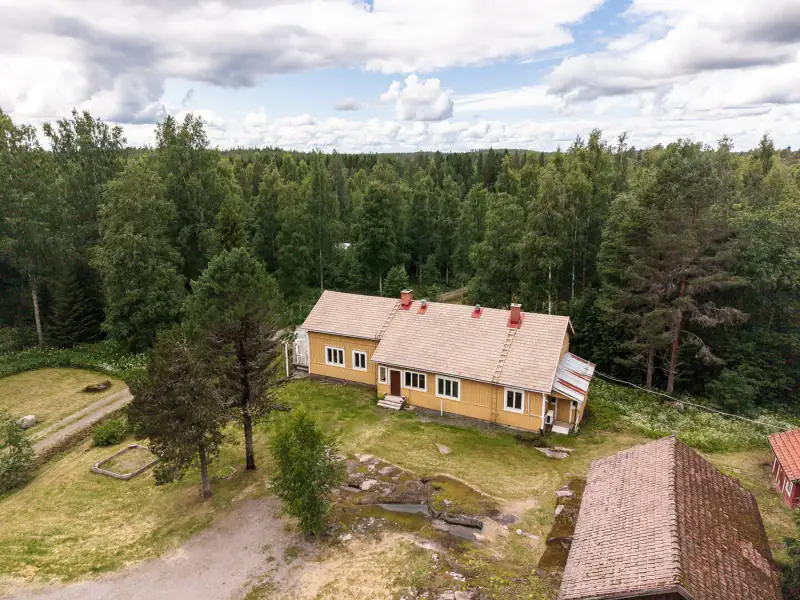 Maison en rondins 1912 ~150 m² + dépendances, 5 ha et ~220 m de rive privée Majavesi — Kyrönlahti / Ylöjärvi — 16