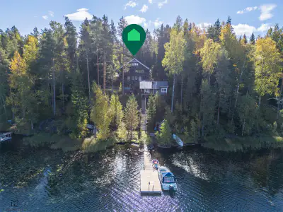 Maison bois ~121 m² (1992) + sauna, 3 470 m² (~45 m rive), Vankavesi — Kuru / Ylöjärvi — 1