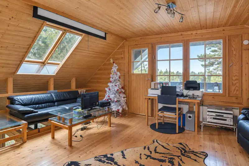 Maison bois ~121 m² (1992) + sauna, 3 470 m² (~45 m rive), Vankavesi — Kuru / Ylöjärvi — 13